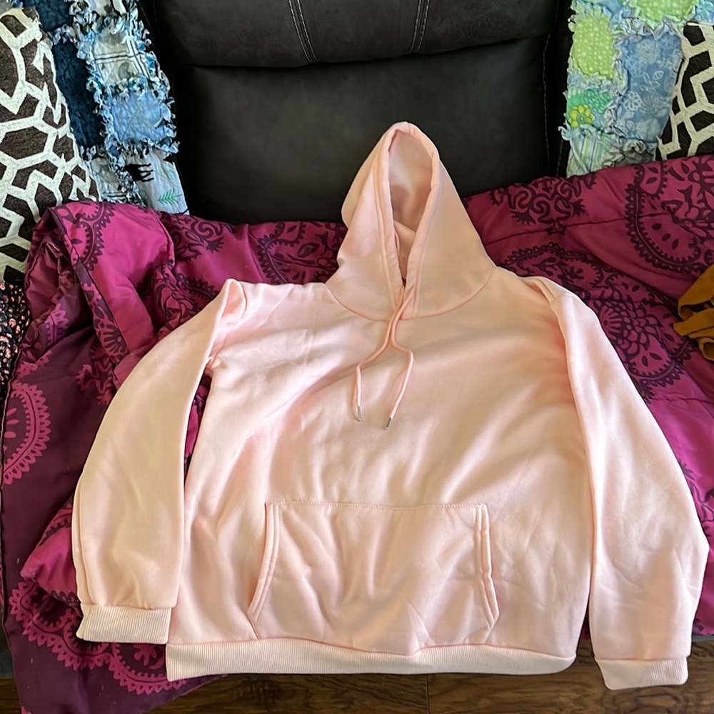 SHEIN Medium pink sweatshirt
